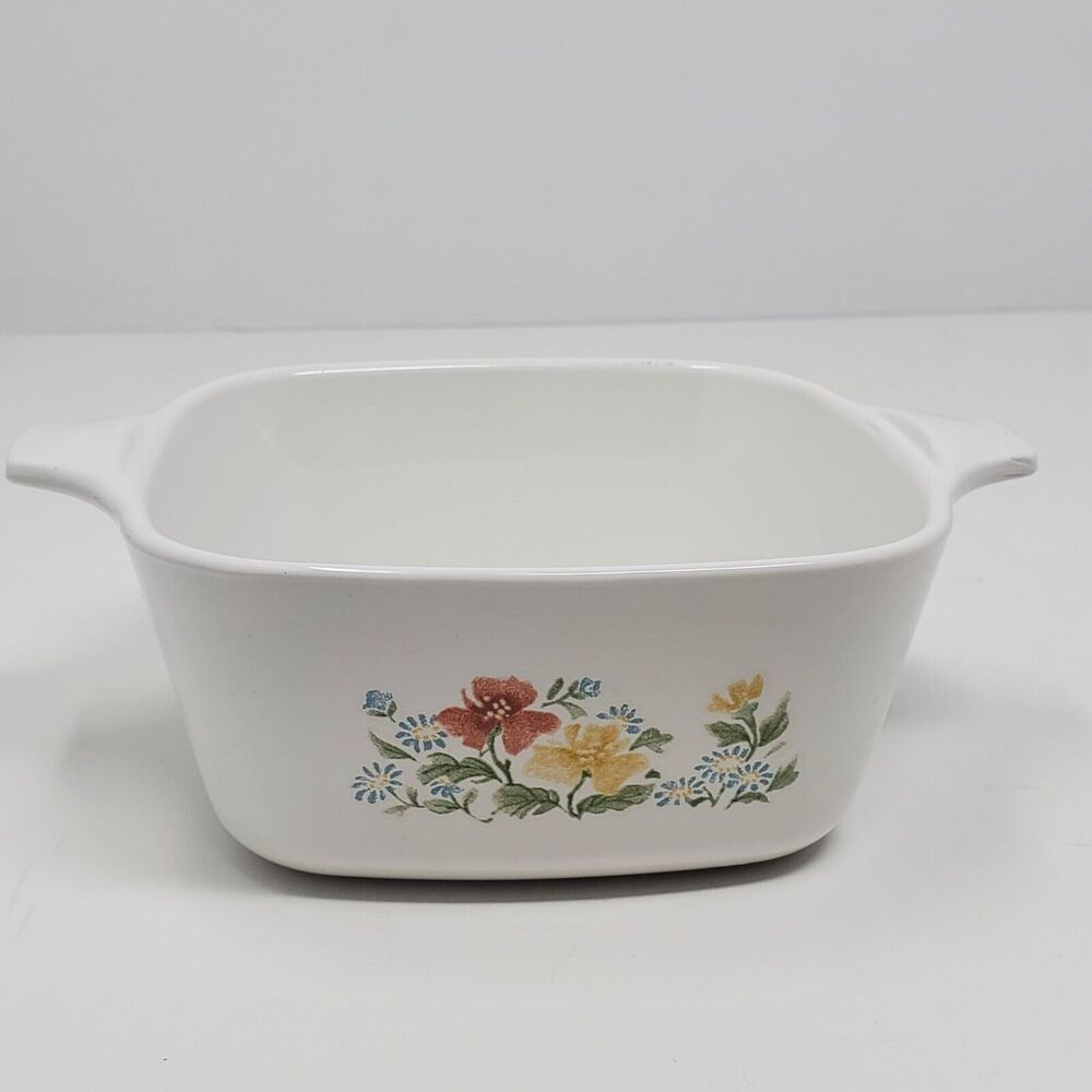 Vintage Corning Ware Autumn Meadow Casserole dish P-43-B 700 mL No Lid Made USA